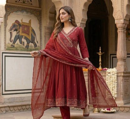 Maya Heritage Dupatta Set