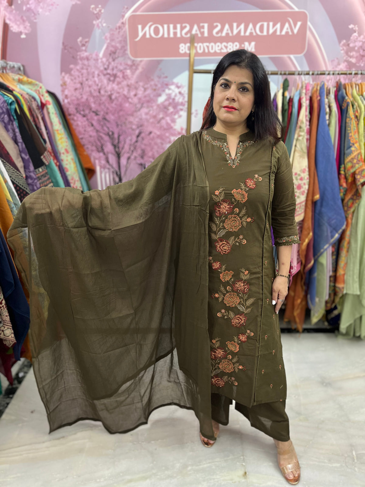 The Gulzaar Embroidered Dupatta Set