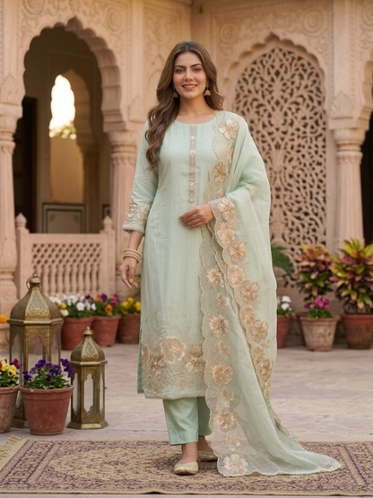 The Chaandani Gold Embroidered Dupatta Set