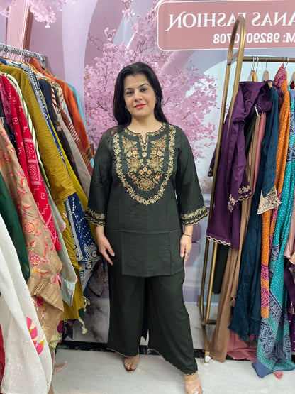 The Naaz Thread Embroidered Co-ord Set