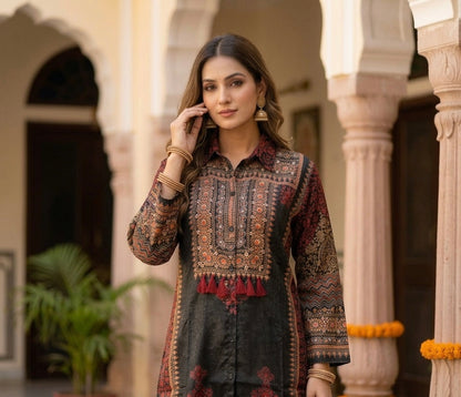 Black Beauty Shirt Top