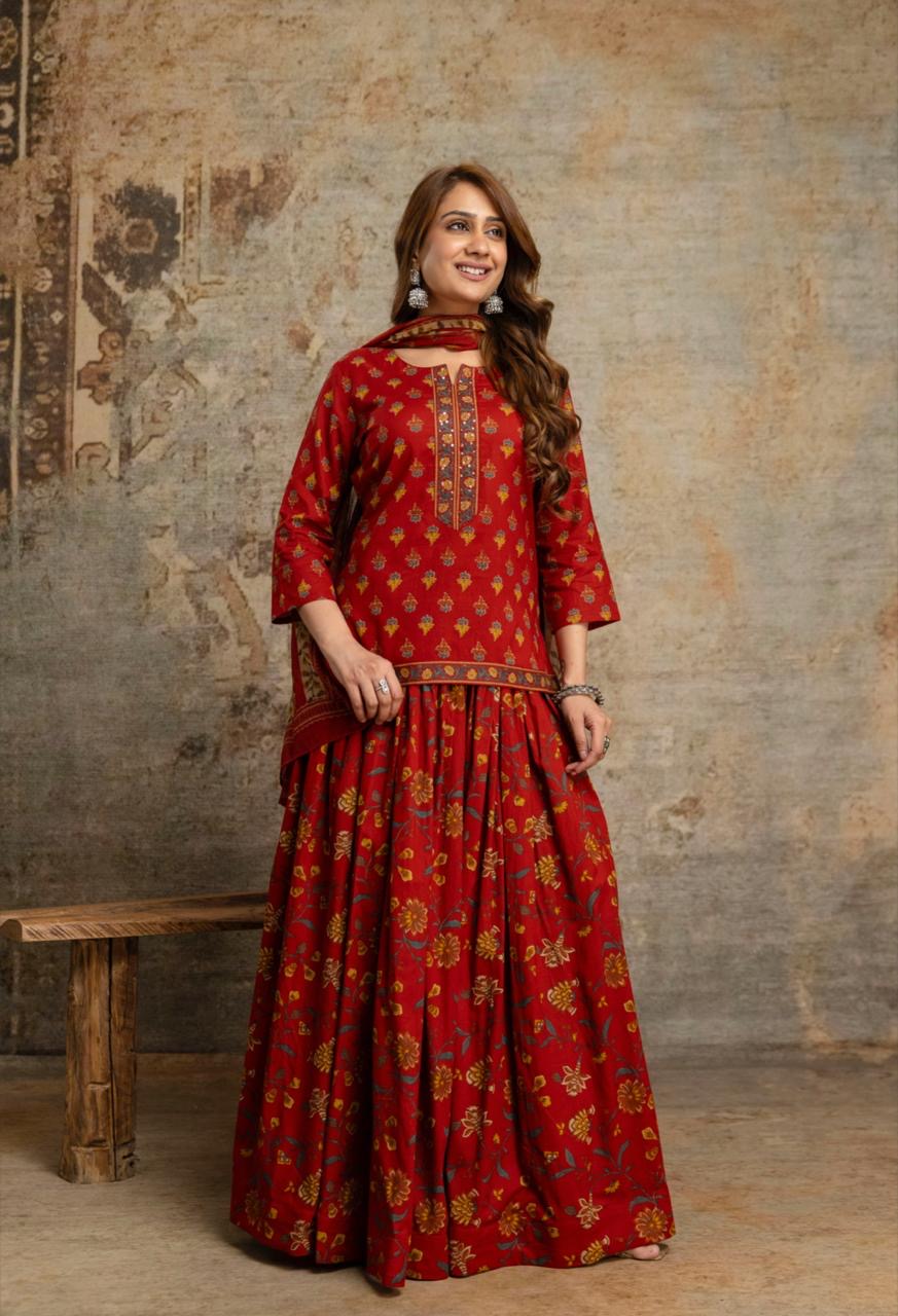Aarohi Ethnic Floral Poshak Set