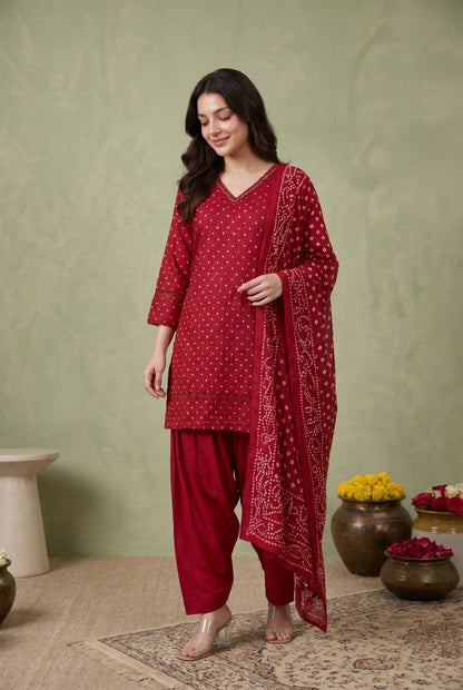 Traditional Bandhani Print Salwar Set