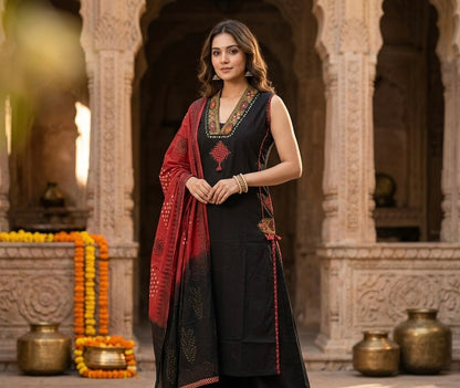 The Rajkumari Kutch Dupatta Set