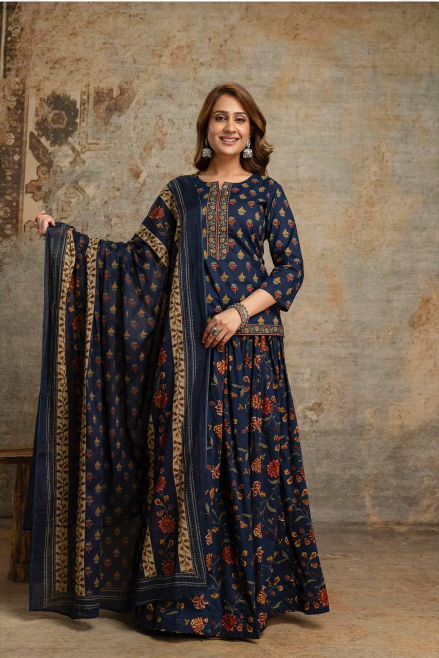 Aarohi Ethnic Floral Poshak Set