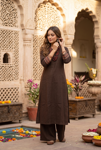 The Ranihaar Kurti Set with Necklace