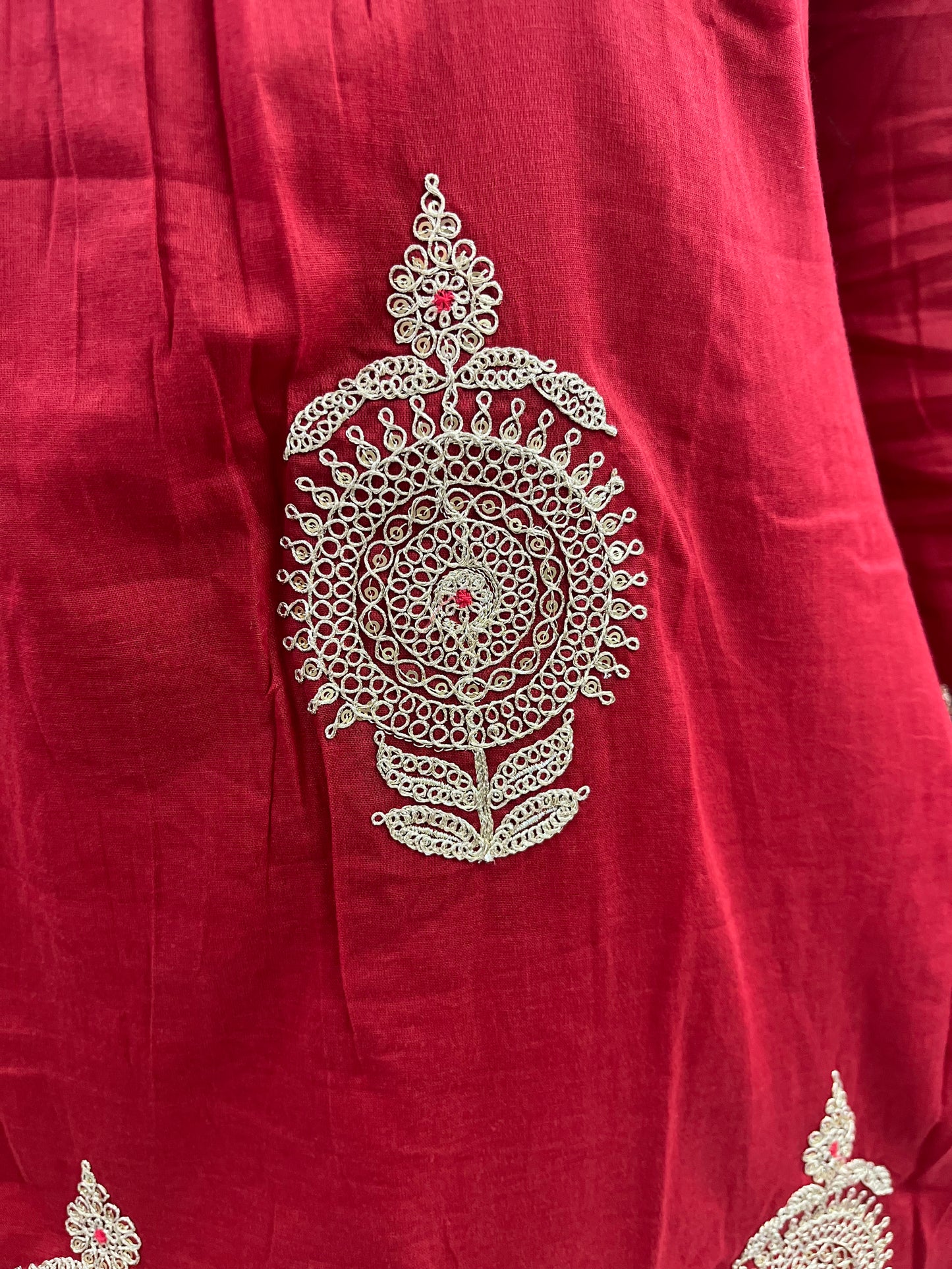 The Zaina Mulcotton Dupatta Set With Zari Embroidery