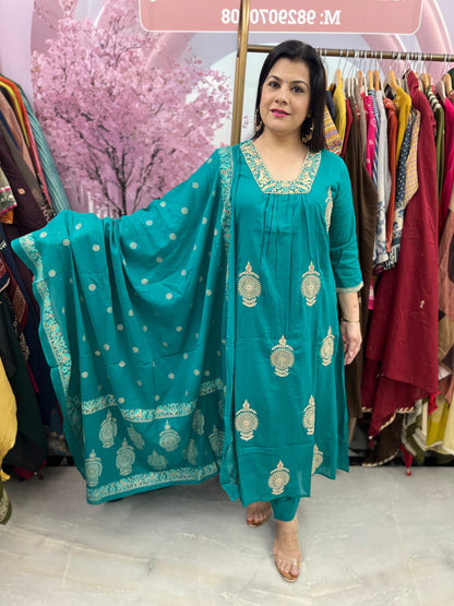 The Zaina Mulcotton Dupatta Set With Zari Embroidery