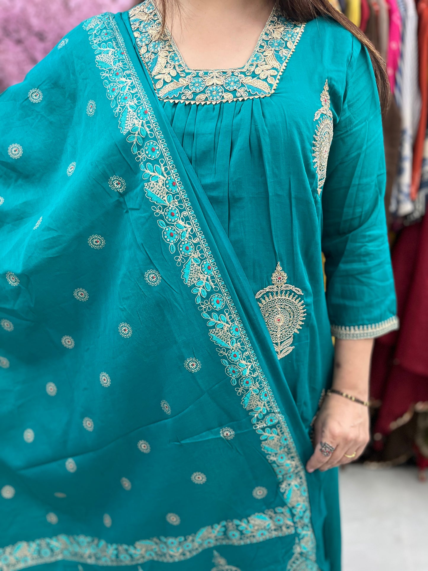 The Zaina Mulcotton Dupatta Set With Zari Embroidery