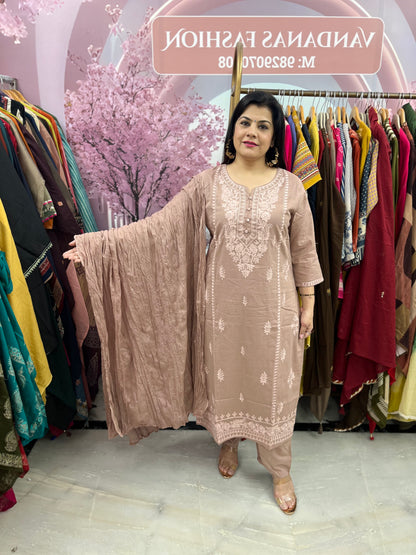 The Juhi Lakhnavi Embroidered Dupatta Set
