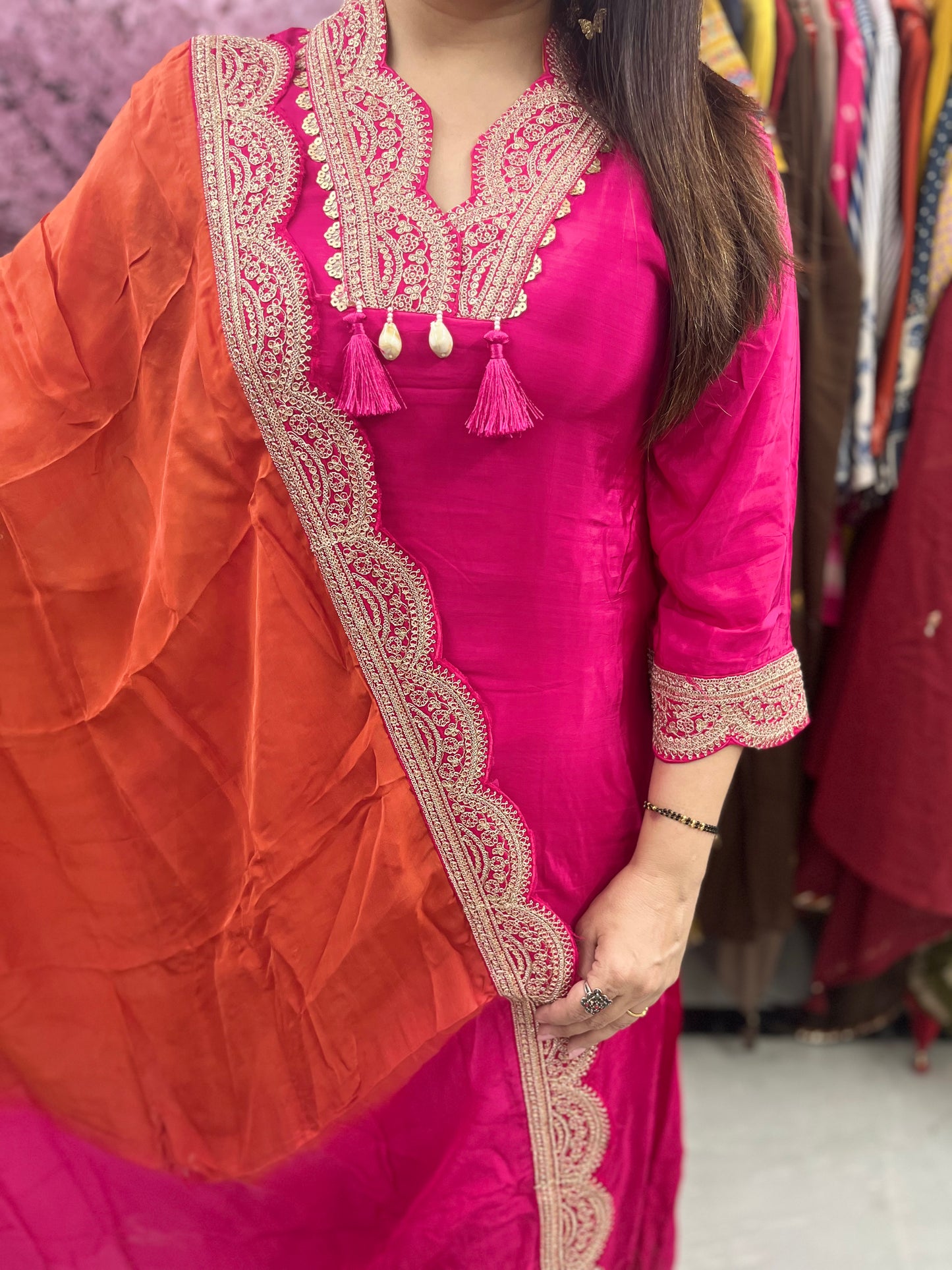 The Khazaana Crepe Kurti Set With Organza Ombre Dupatta