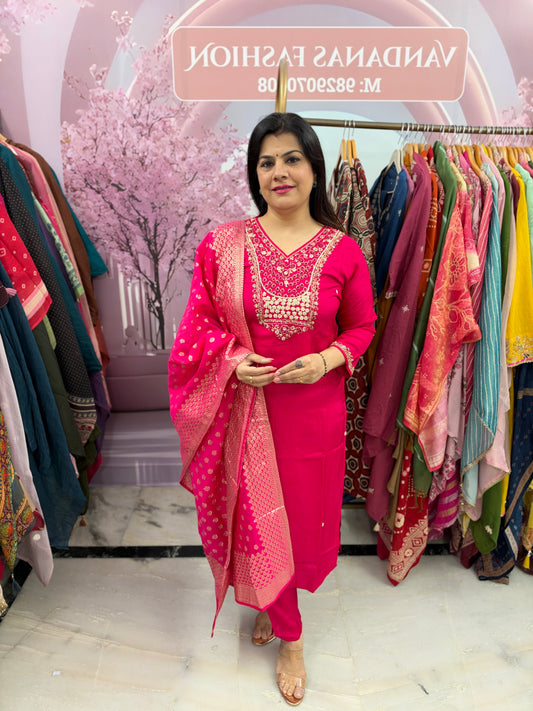 The Brocade Banarasi Dupatta Set