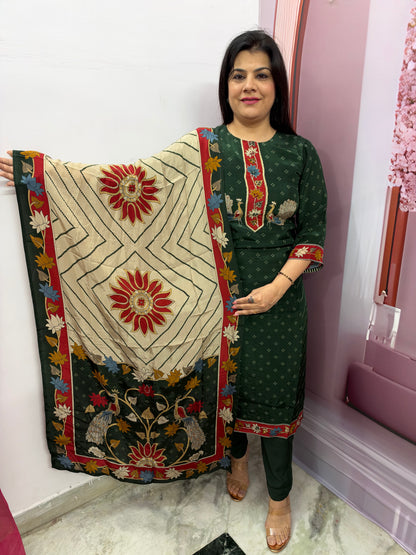 The Neelkanth Pure Crepe Dupatta Set