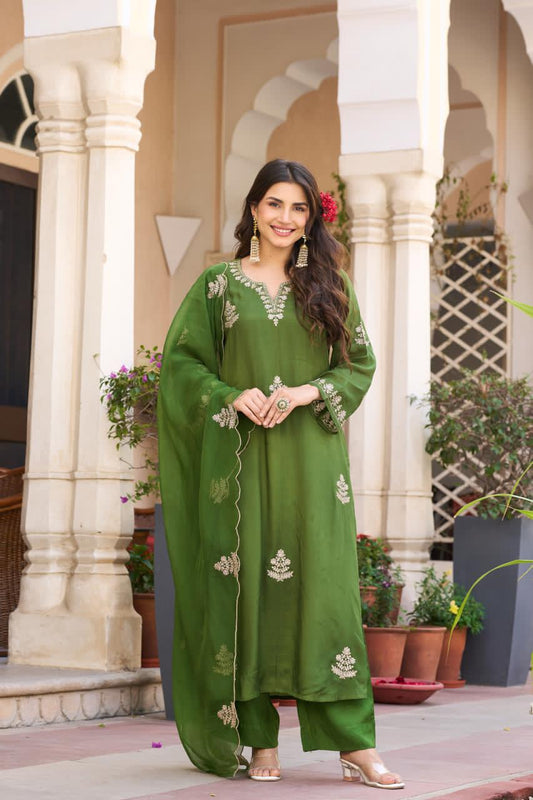 Mulsilk Embroidered Dupatta Set