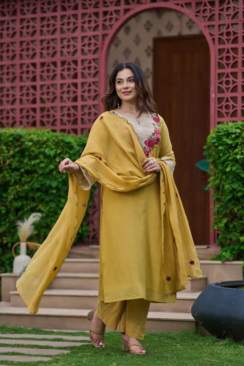 The Scarlet Dupatta Set