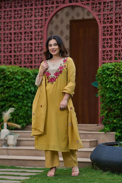 The Scarlet Dupatta Set