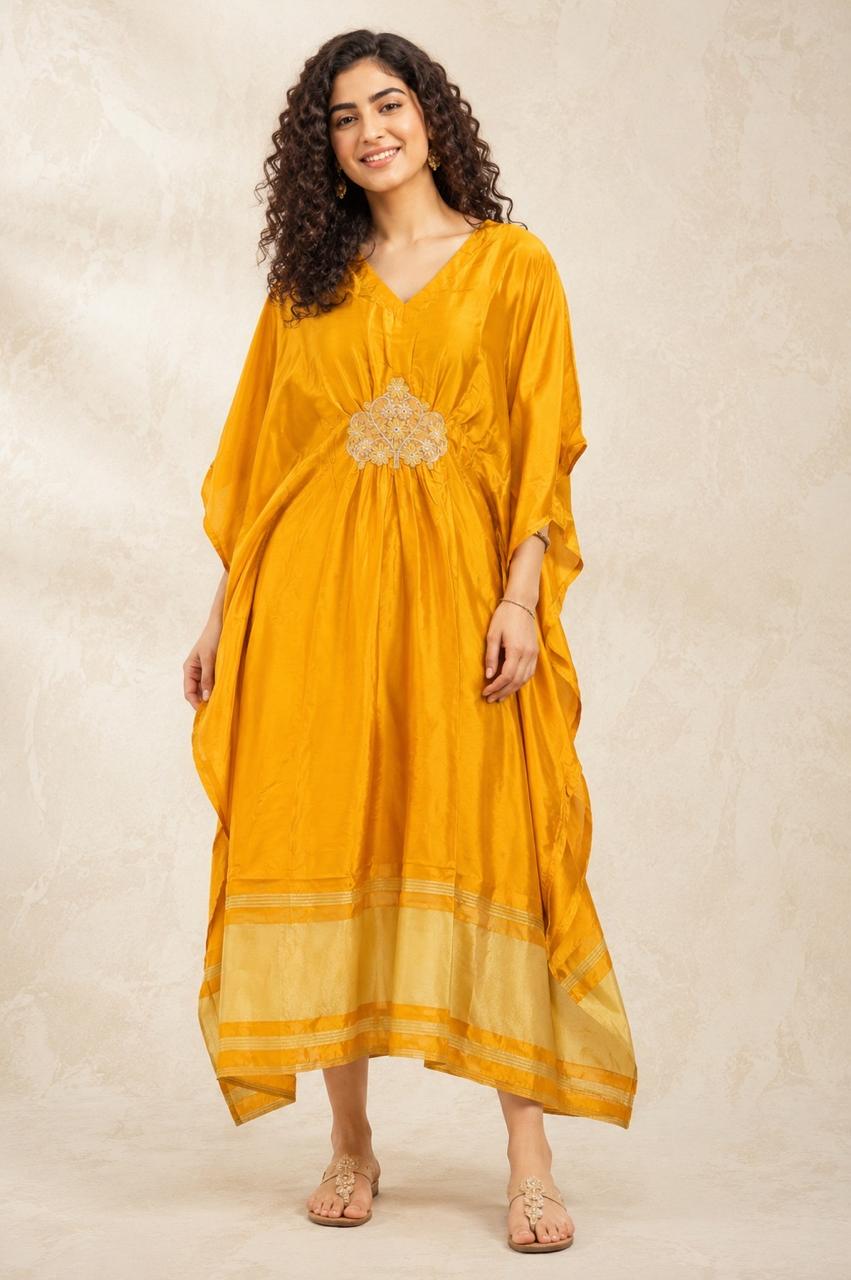 The Tiara Motif Embroidered Kaftan