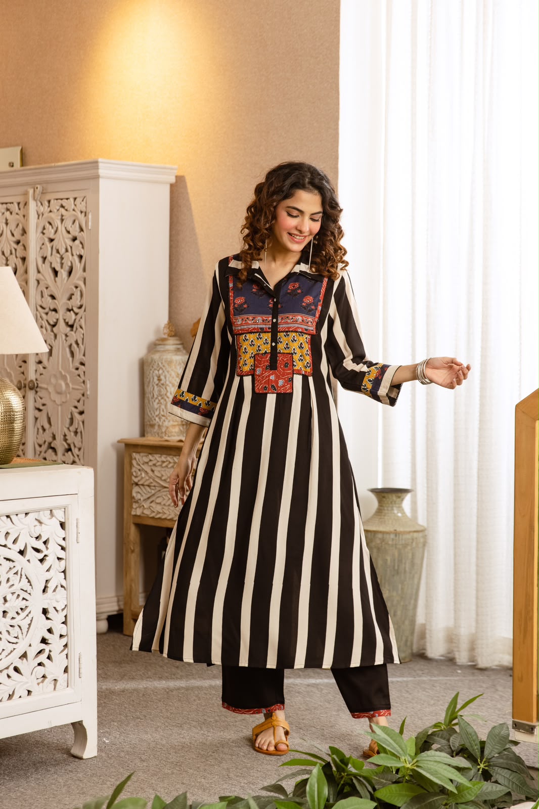 The Shakira Collared Kurti Set